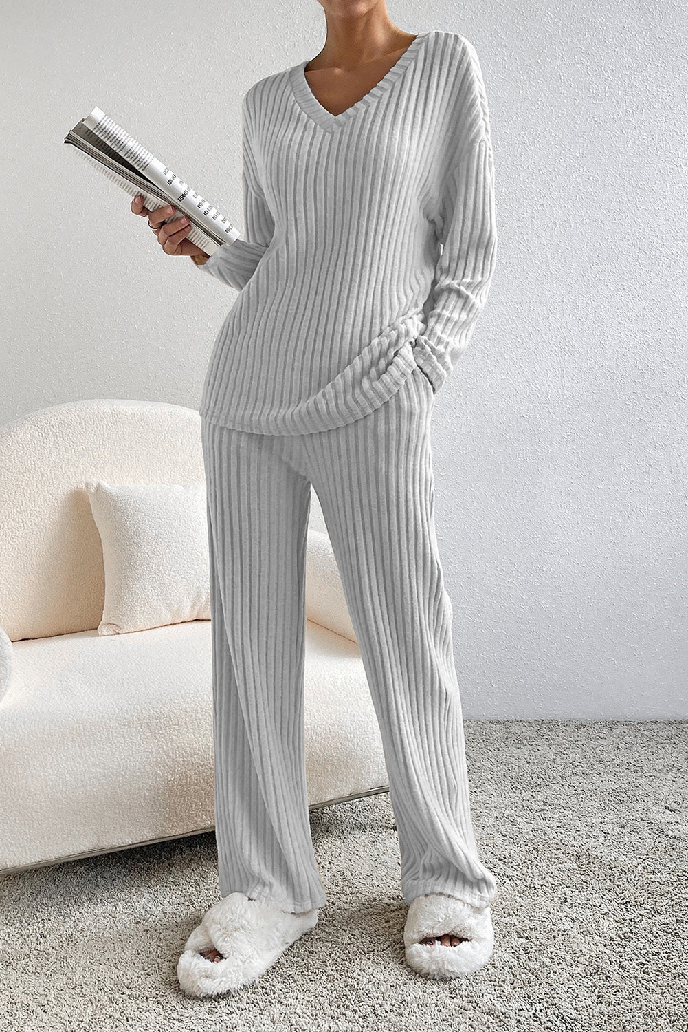 Light Grey Ribbed Knit V Neck Slouchy 2pc Outfit