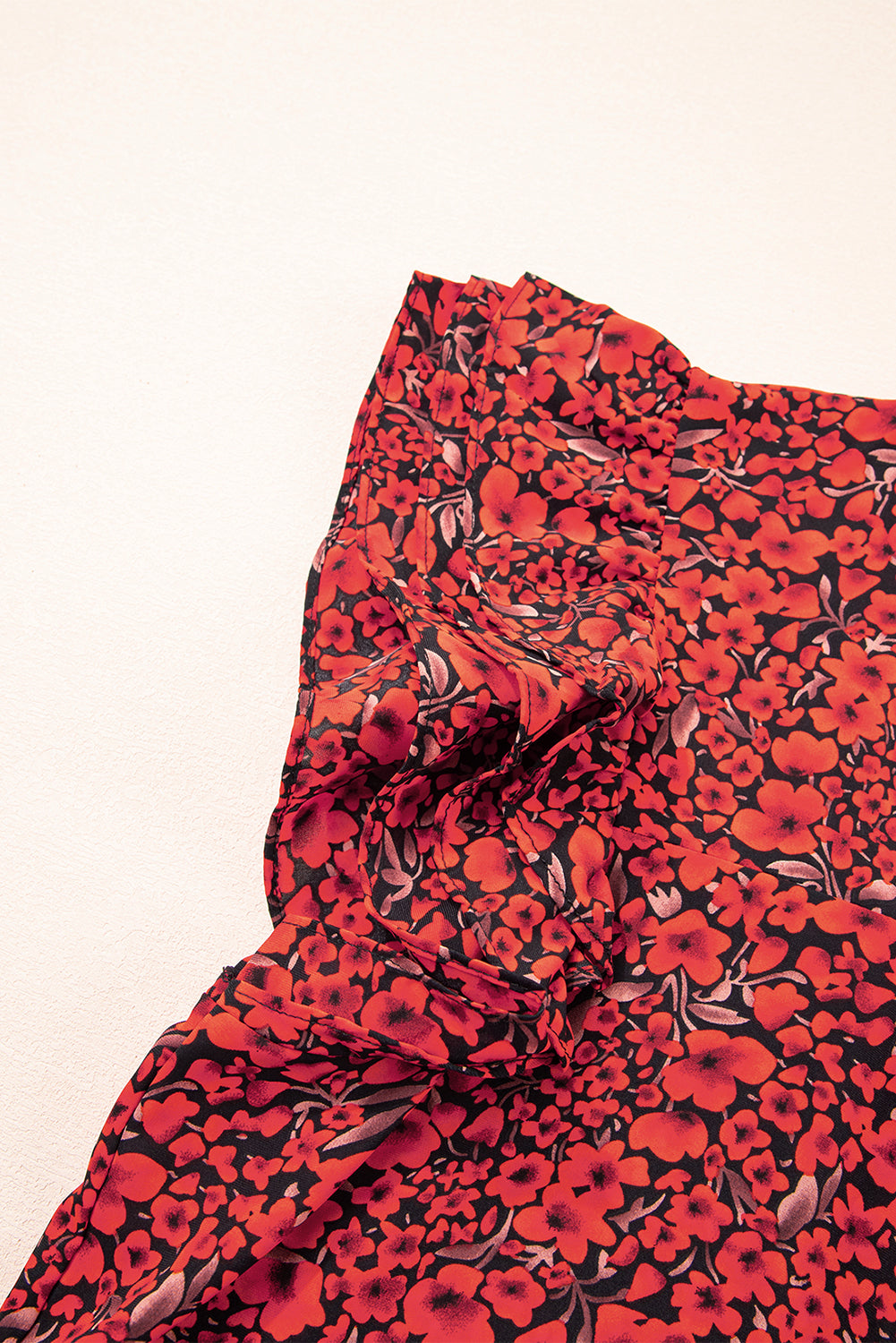 Black Rose Floral Print Ruffle Sleeve Plus Size Shift Top